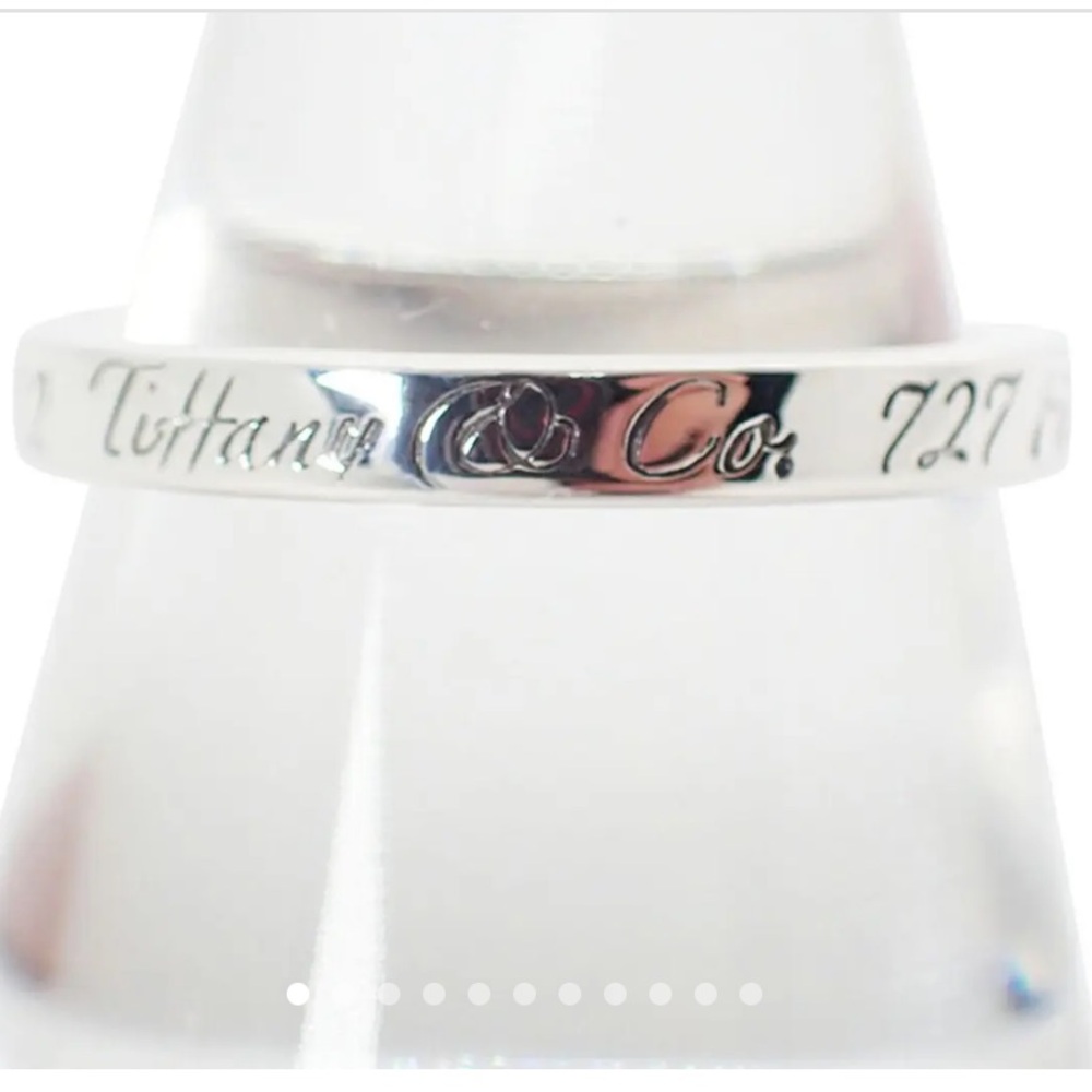 Tiffany & Co. Silver Engraved Band Ring on Blue 6.5 - Picture 10 of 11